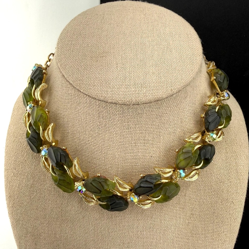 Vintage Thermoset Necklace Gold Tone Fall  Green Leaf Rhinestone Adjustable 14”